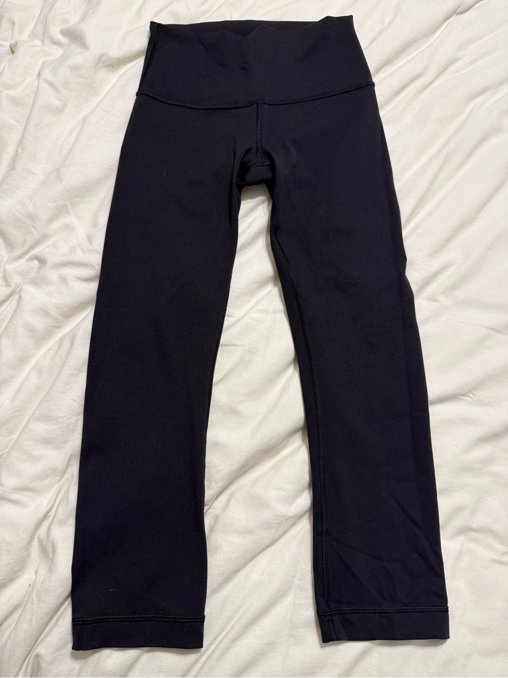 Lululemon WunderUnder 23” cropped black leggings
